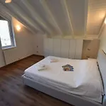 Betty Apartment *