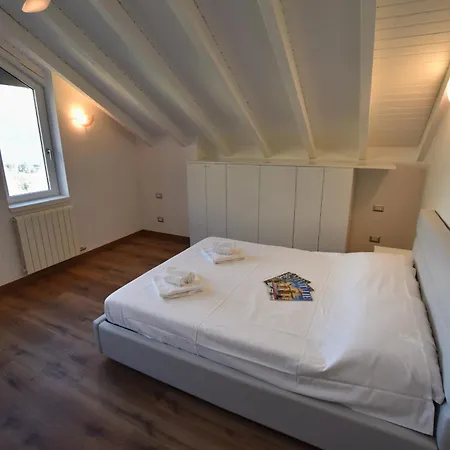 Betty Apartment *